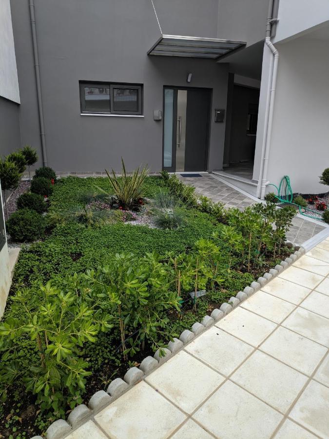 Stylish Ground Floor Maisonette Волос Экстерьер фото