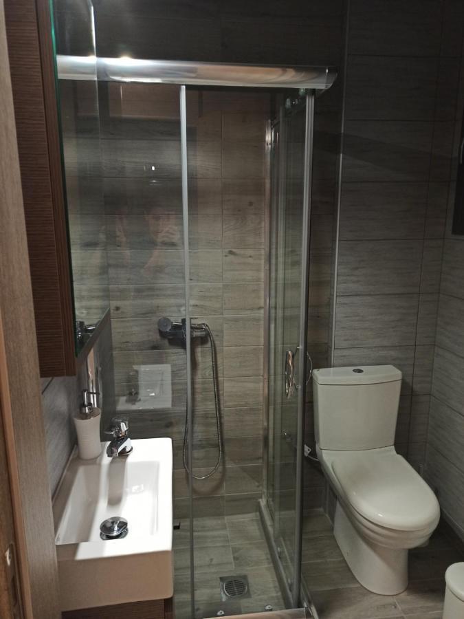 Stylish Ground Floor Maisonette Волос Экстерьер фото