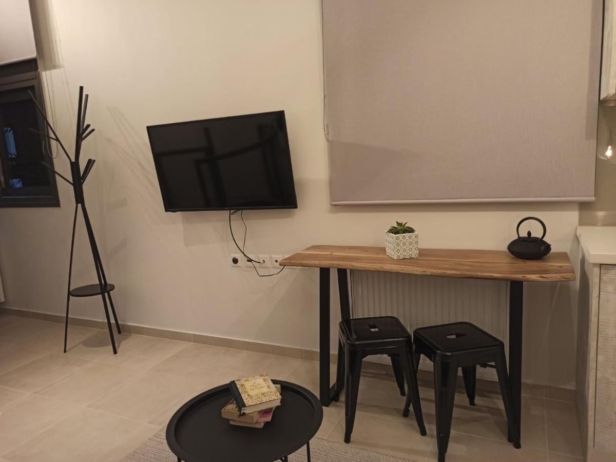 Stylish Ground Floor Maisonette Волос Экстерьер фото