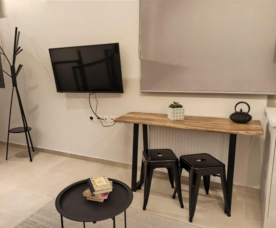 Stylish Ground Floor Maisonette Волос Экстерьер фото
